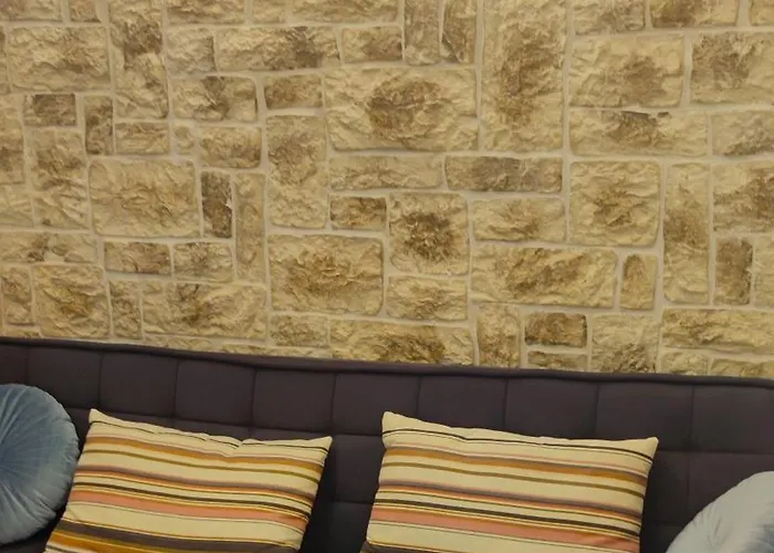 Marina, Hara, Rodos *