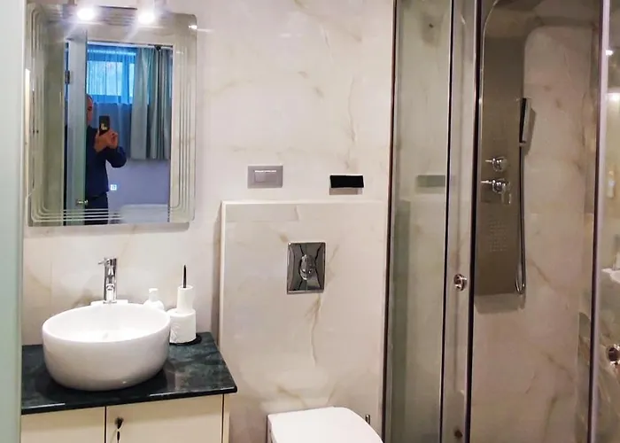 Marina, Hara, Rodos * Ixia (Rhodes)